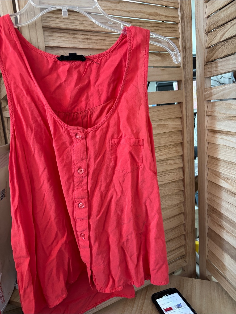 Iris Los Angeles Sleeveless Button-Front Top Large